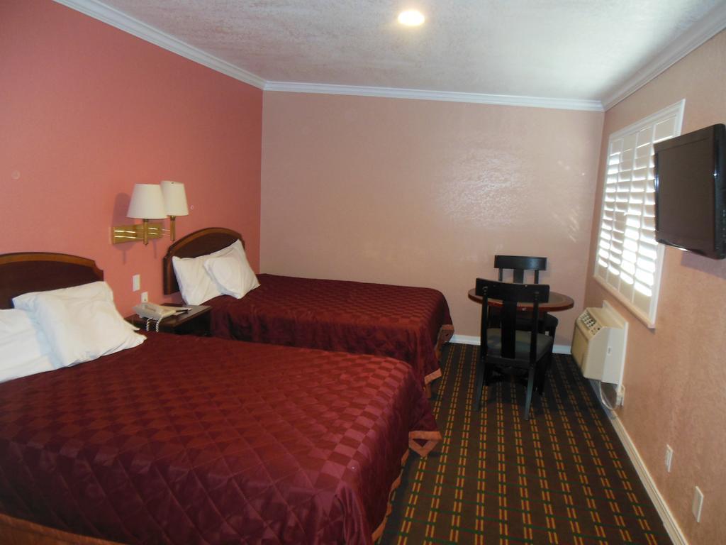 Sealamp Inn Seaside Bagian luar foto