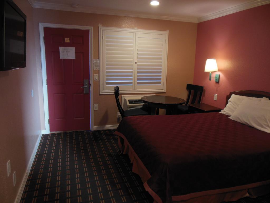 Sealamp Inn Seaside Bagian luar foto