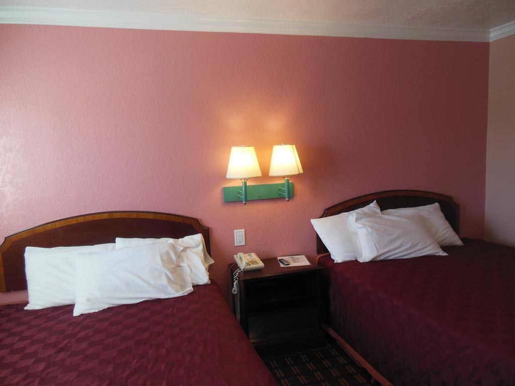 Sealamp Inn Seaside Bagian luar foto