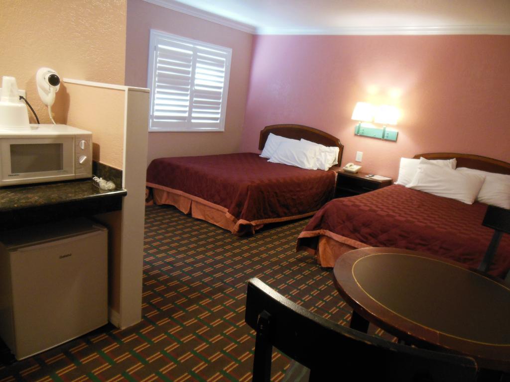 Sealamp Inn Seaside Bagian luar foto