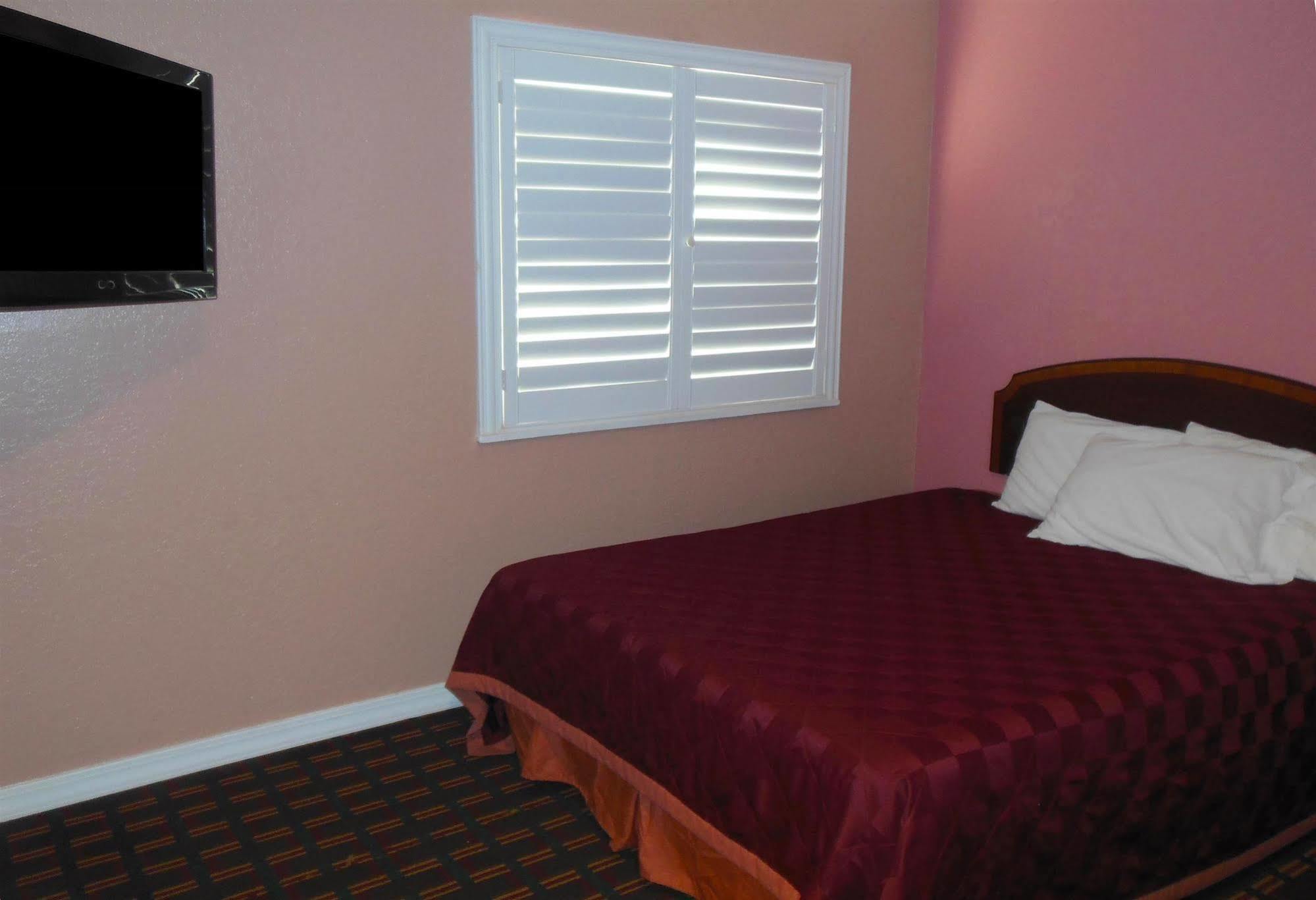 Sealamp Inn Seaside Bagian luar foto
